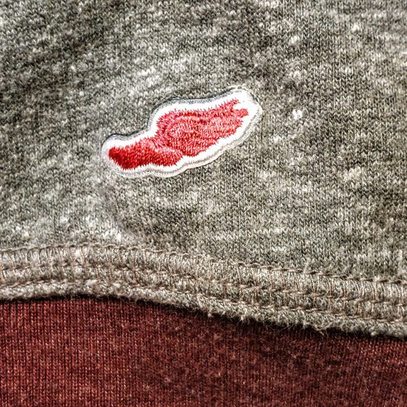 Cape Cod Vintage style college Grey and Burgundy Sweatshirt - Picture 8 of 12